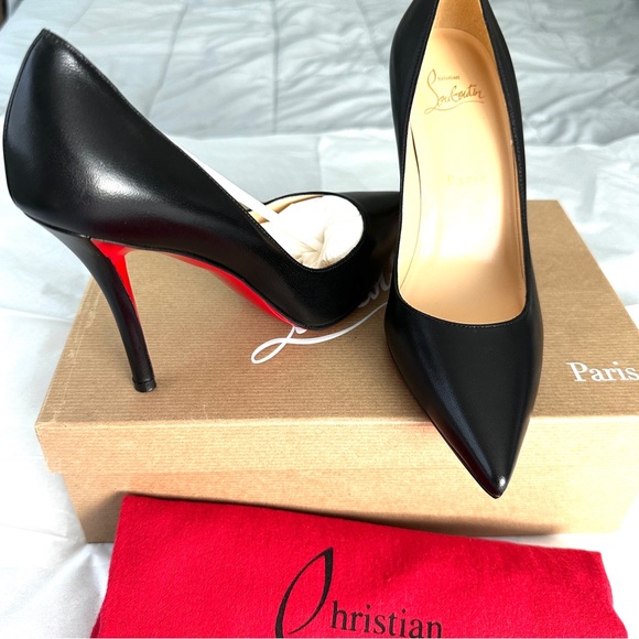 NWT Christian Louboutin Apostrophy Black Leather Pointed Red-Sole Pumps - Picture 5 of 16